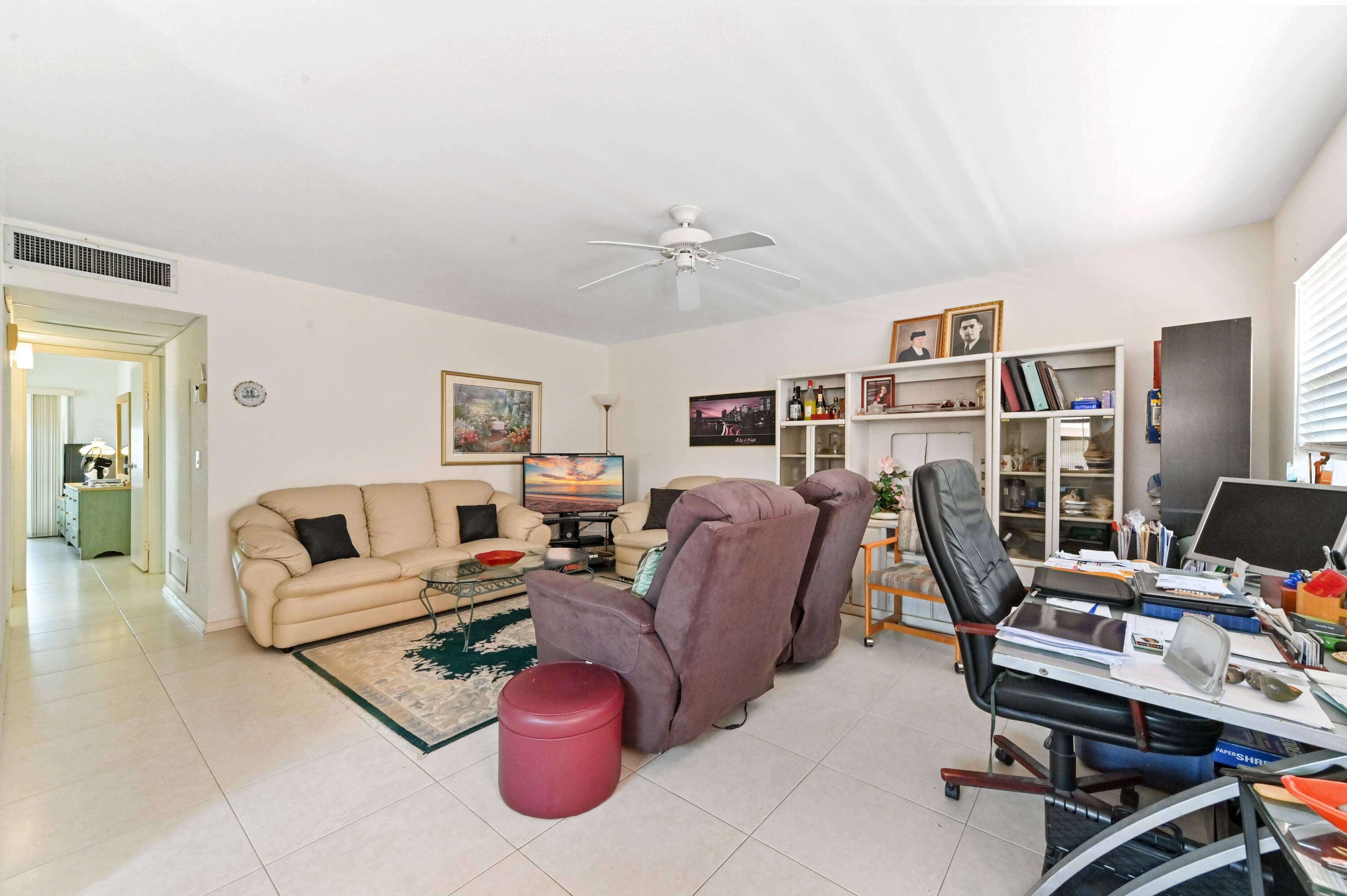 Delray Beach, FL 33446,669 N Saxony