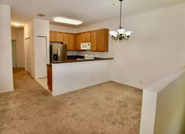 Tequesta, FL 33469,106 Lighthouse CIR J