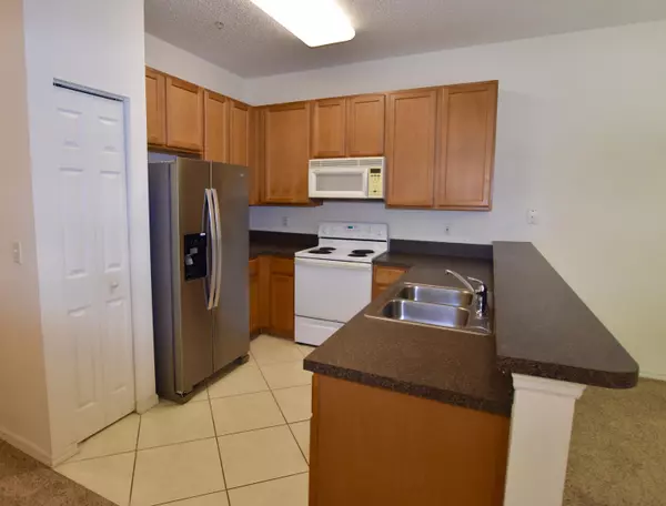 Tequesta, FL 33469,106 Lighthouse CIR J