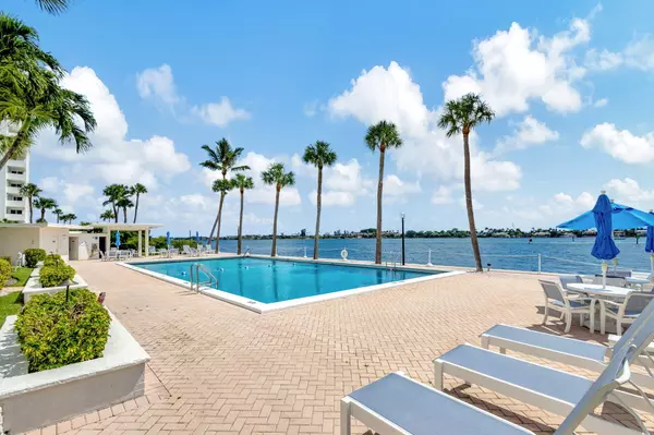 West Palm Beach, FL 33407,2600 N Flagler DR 209