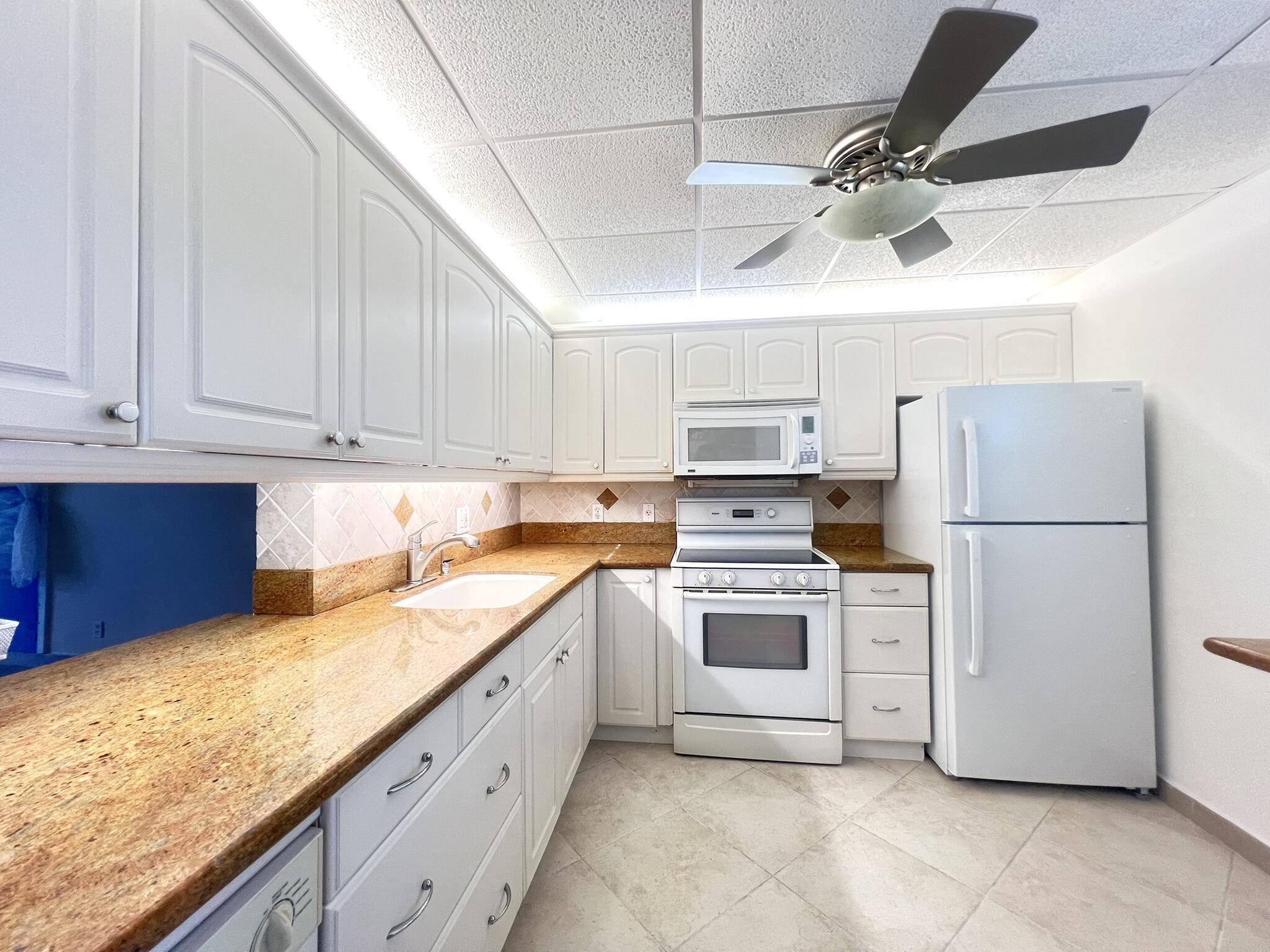 2615 NE 1st CT 303, Boynton Beach, FL 33435