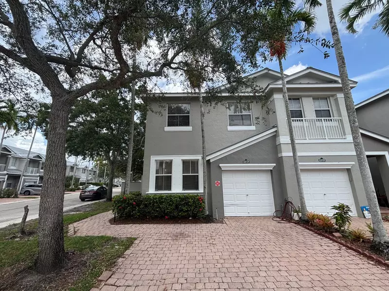 2279 Shoma DR, Royal Palm Beach, FL 33414