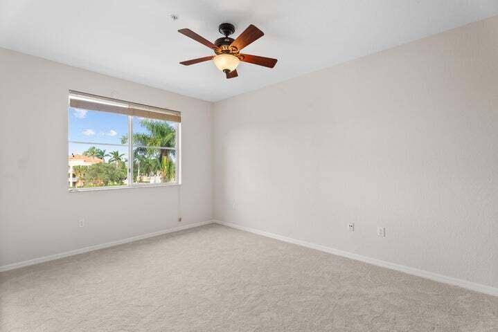 Palm Beach Gardens, FL 33410,11015 Legacy LN 303
