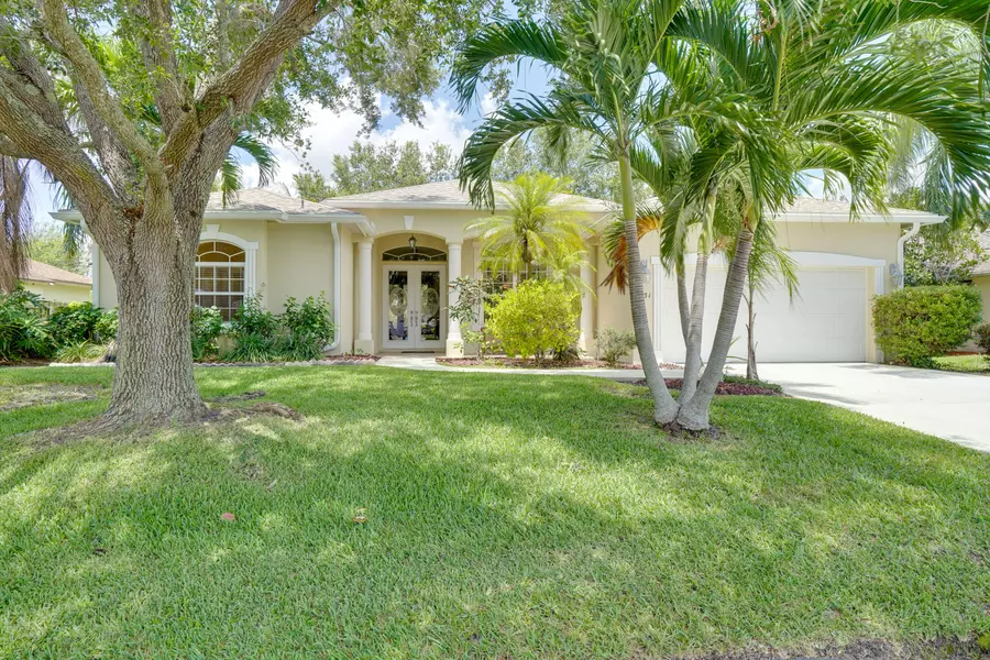 4531 NW Glazbrook ST, Port Saint Lucie, FL 34983