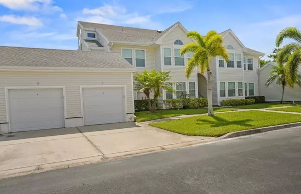 1925 Westminster CIR 1, Vero Beach, FL 32966