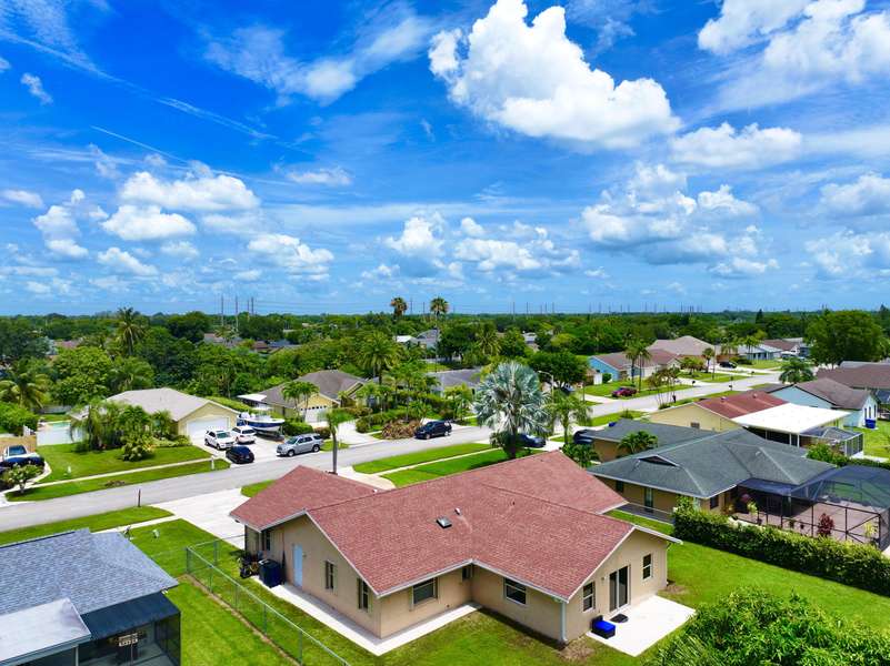 187 Bilbao ST, Royal Palm Beach, FL 33411