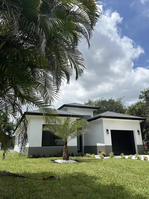 West Palm Beach, FL 33417,4898 Alberta AVE