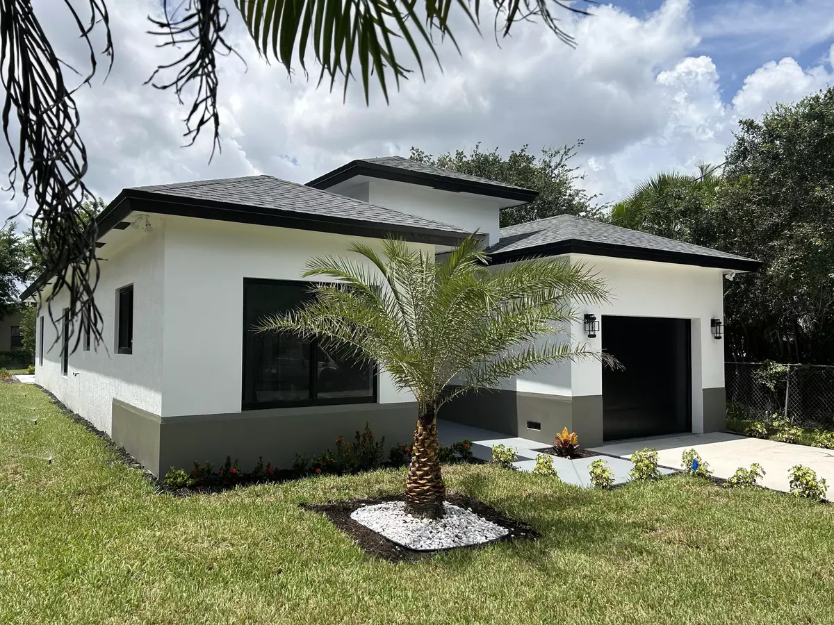 West Palm Beach, FL 33417,4898 Alberta AVE