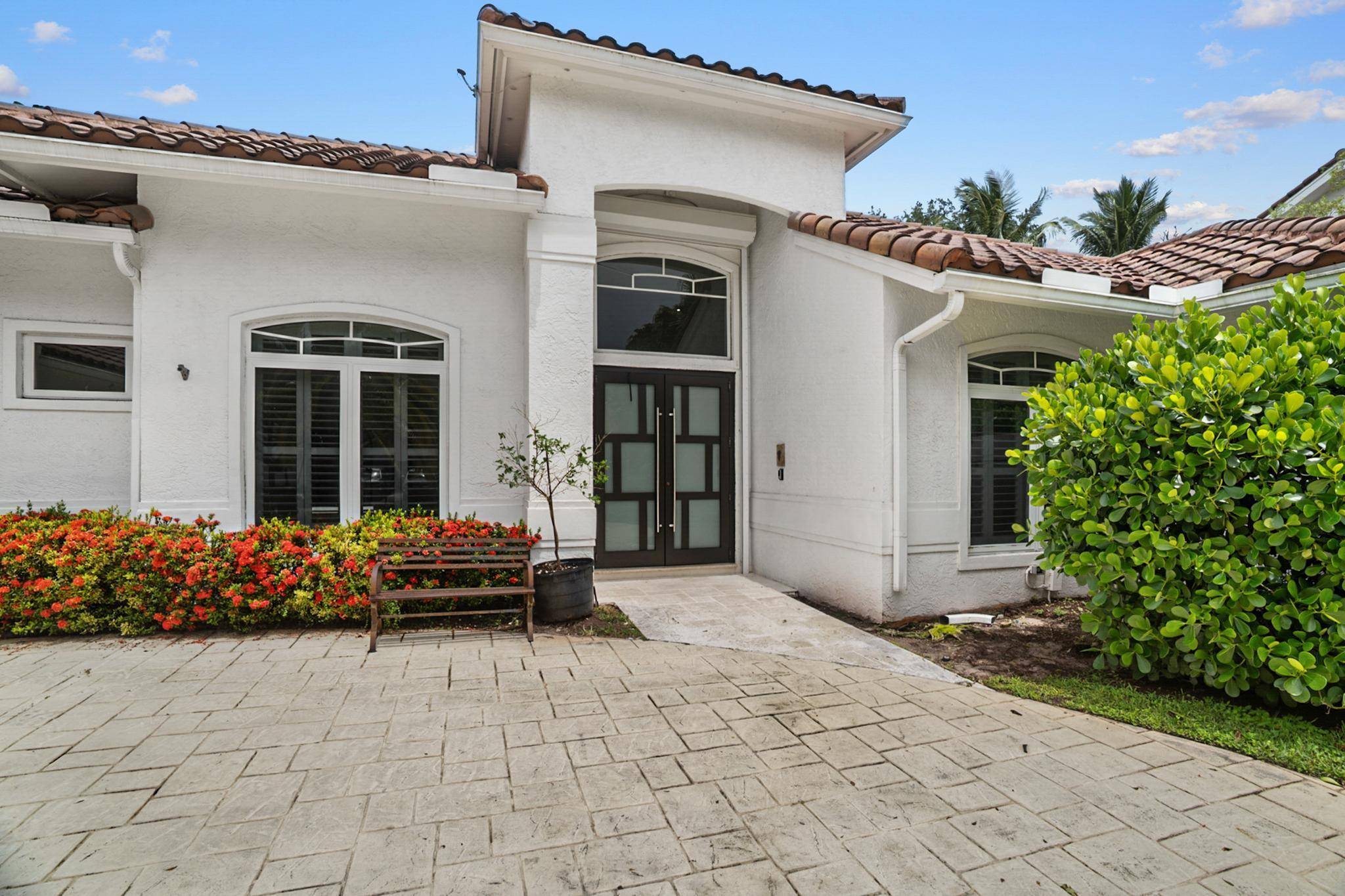 Boca Raton, FL 33486,910 N Parkside CIR