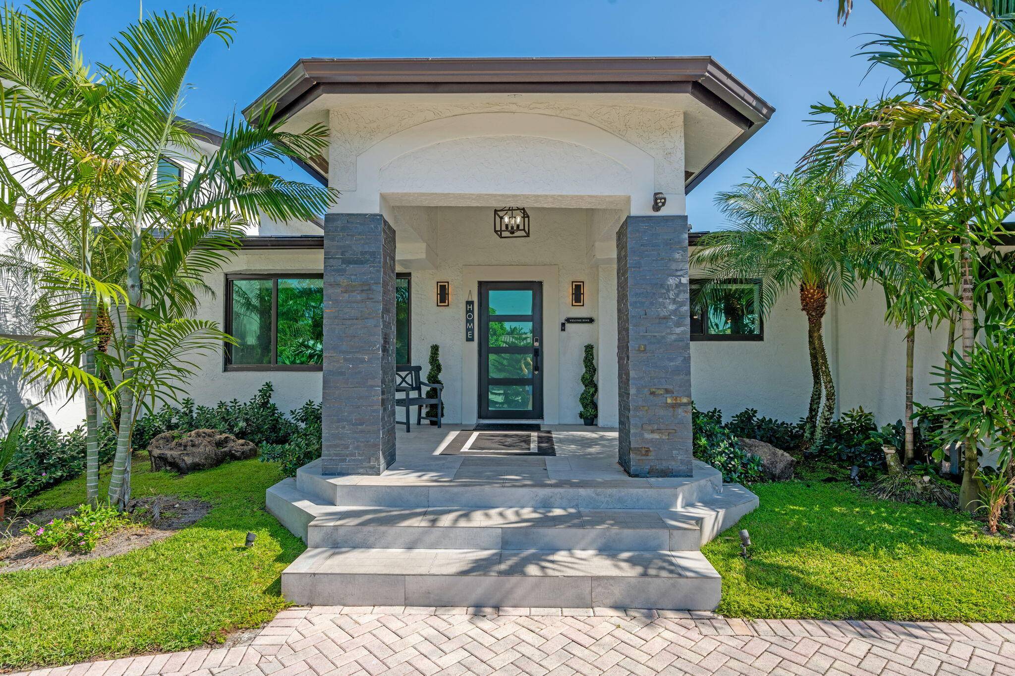 2878 NE 26th ST, Fort Lauderdale, FL 33305
