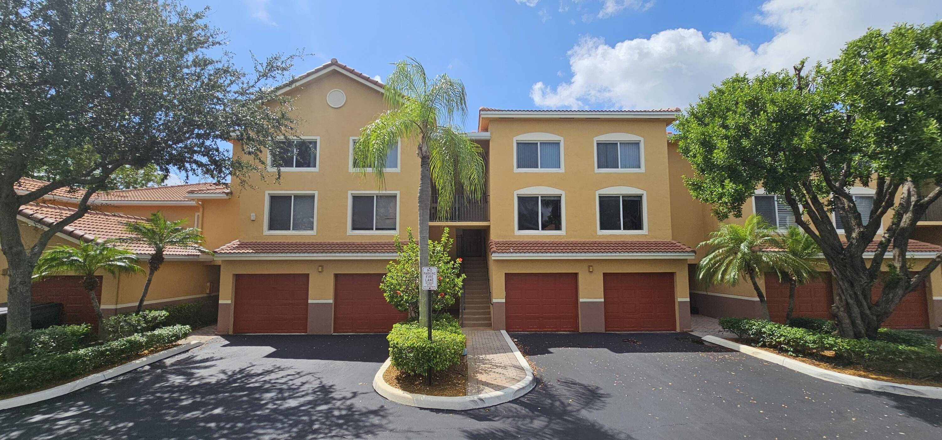 400 Scotia 203 DR 203, Hypoluxo, FL 33462