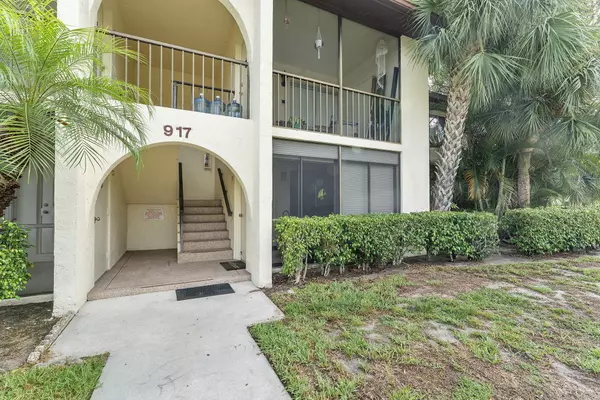 West Palm Beach, FL 33417,4844 Sable Pine CIR B1