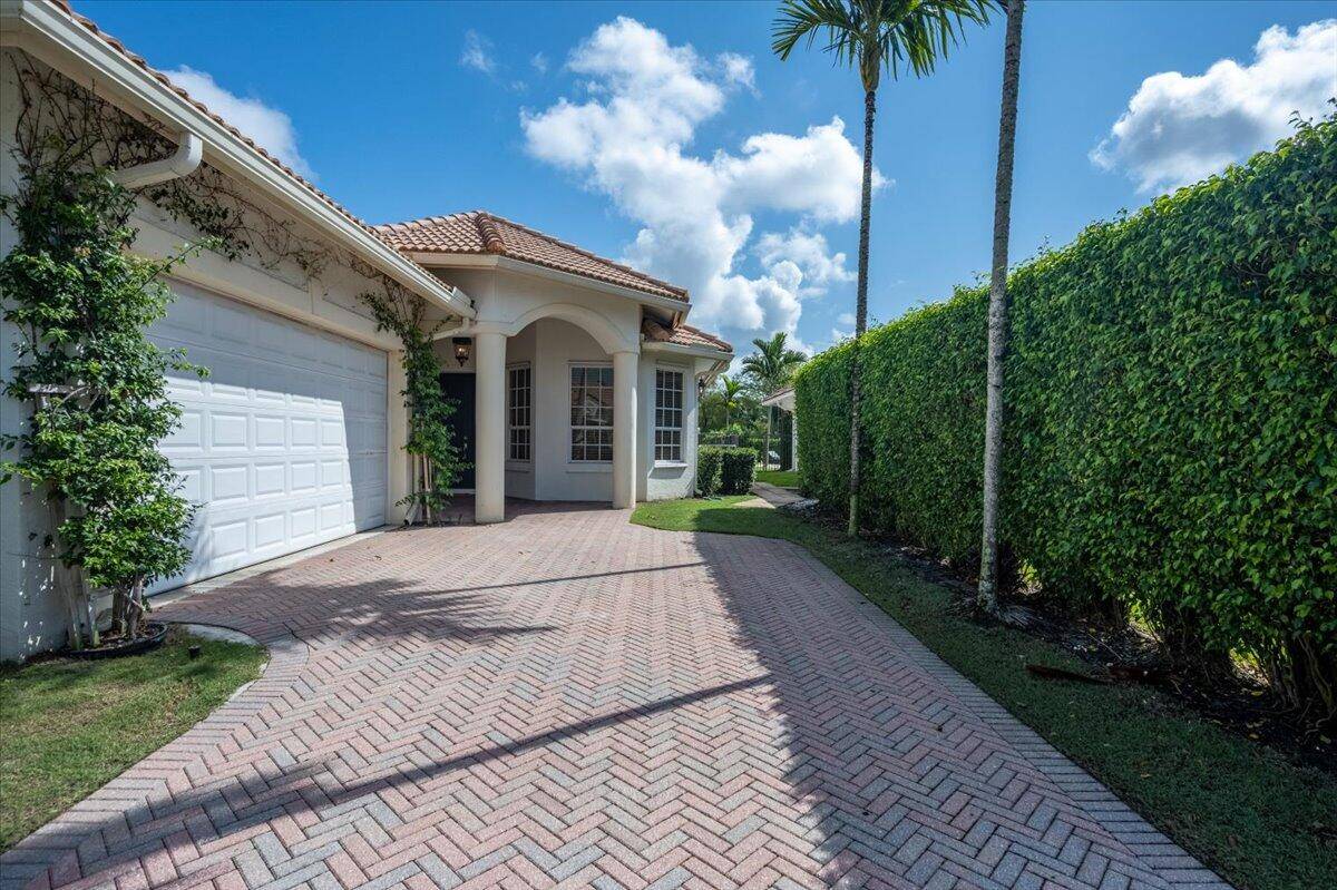 Wellington, FL 33414,2910 Twin Oaks WAY