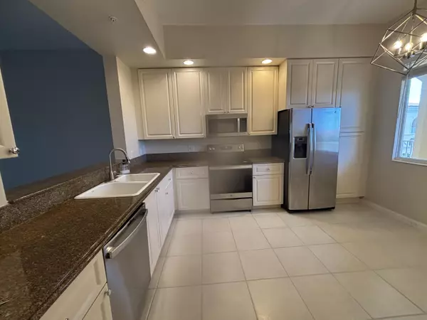 30 W Harbour Isle DR Ph-05, Fort Pierce, FL 34949