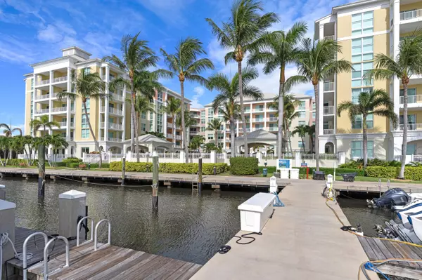 802 W Windward WAY 217, Lantana, FL 33462