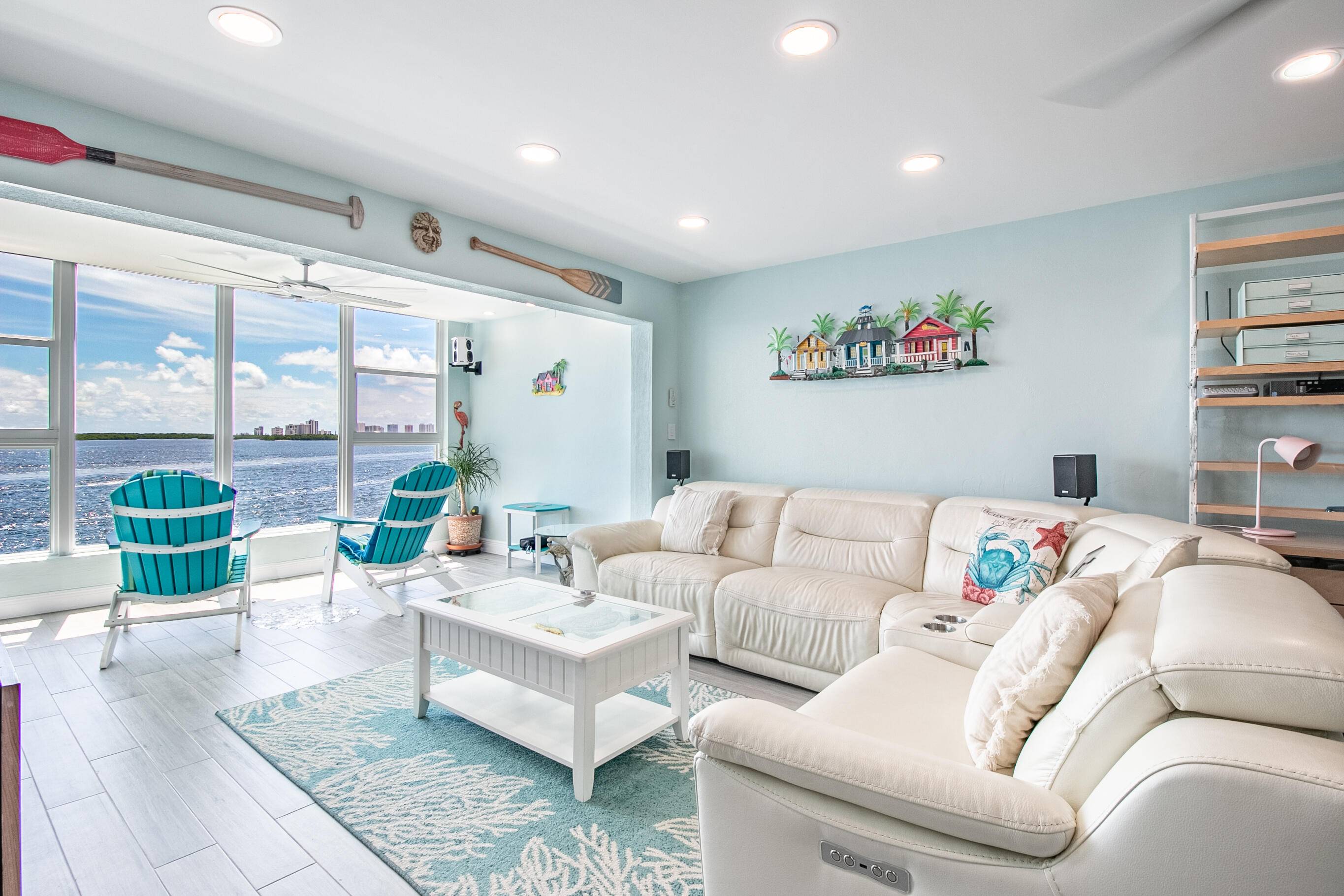 52 Yacht Club DR 303, North Palm Beach, FL 33408
