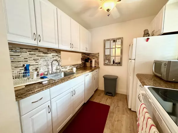 Boca Raton, FL 33486,824 SW 9th Street Circle 101