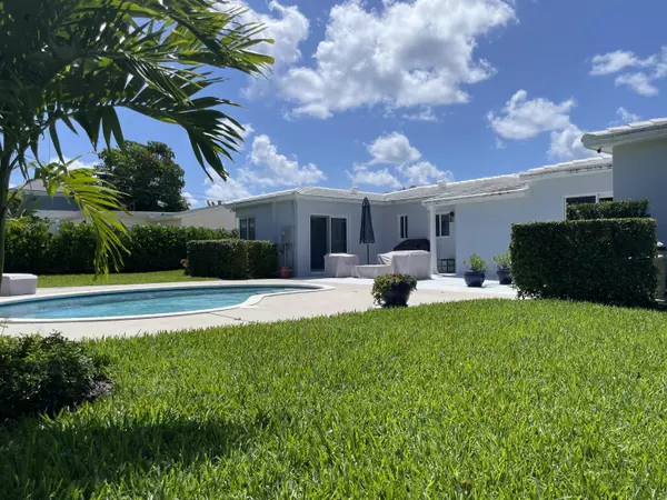 West Palm Beach, FL 33405,369 Valley Forge RD