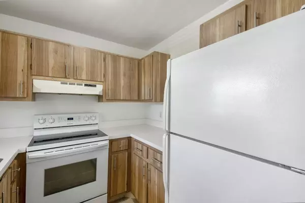 Delray Beach, FL 33445,2755 W Atlantic AVE C-212