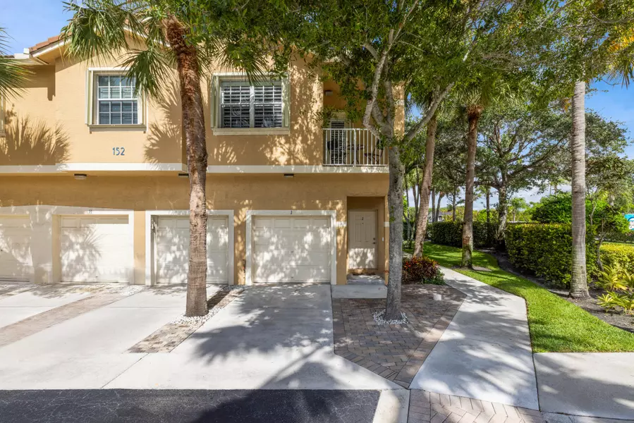 152 Village BLVD J, Tequesta, FL 33469