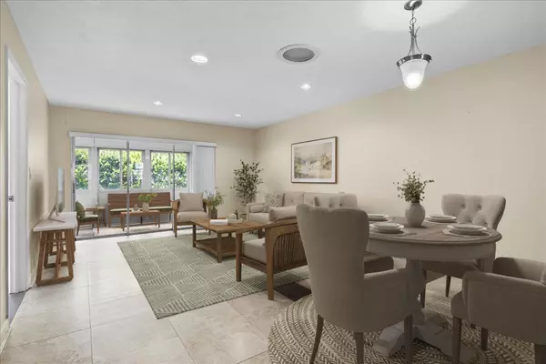 Lake Worth, FL 33467,374 Bennington LN