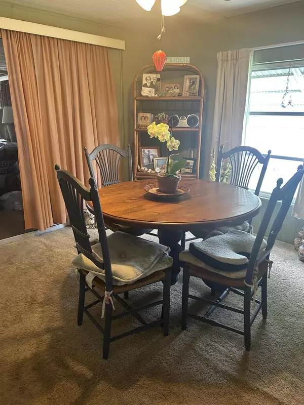 Port Saint Lucie, FL 34952,129 E Caribbean