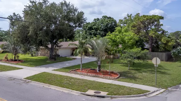 Fort Pierce, FL 34982,903 Grandview Blvd