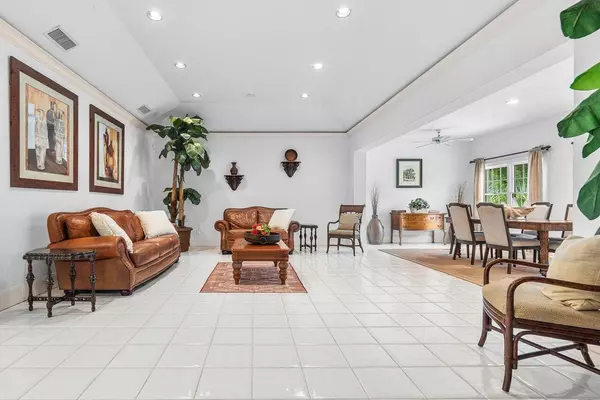 North Palm Beach, FL 33408,12299 Channel DR