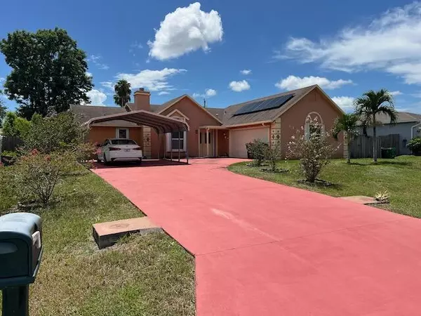 Port Saint Lucie, FL 34983,822 SW Carmelite ST