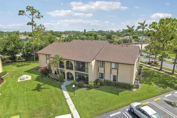 Greenacres, FL 33463,445 Pine Glen LN A-1