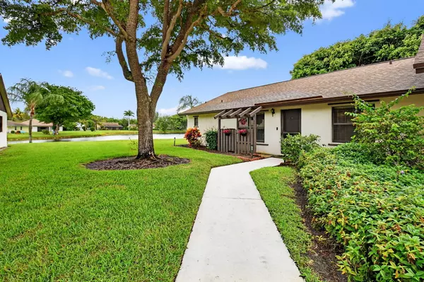 73 Via De Casas Norte, Boynton Beach, FL 33426