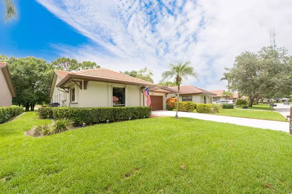 Palm City, FL 34990,2784 SW Willowood CIR