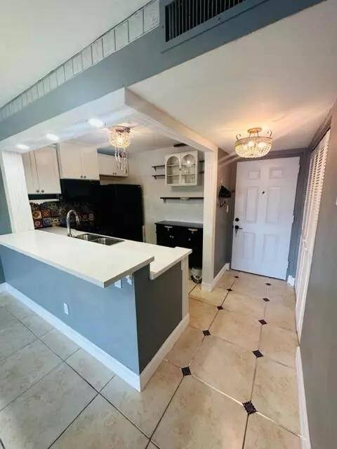 Coral Springs, FL 33065,4147 NW 90th AVE 207