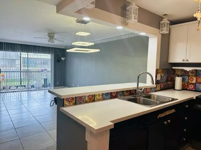 Coral Springs, FL 33065,4147 NW 90th AVE 207