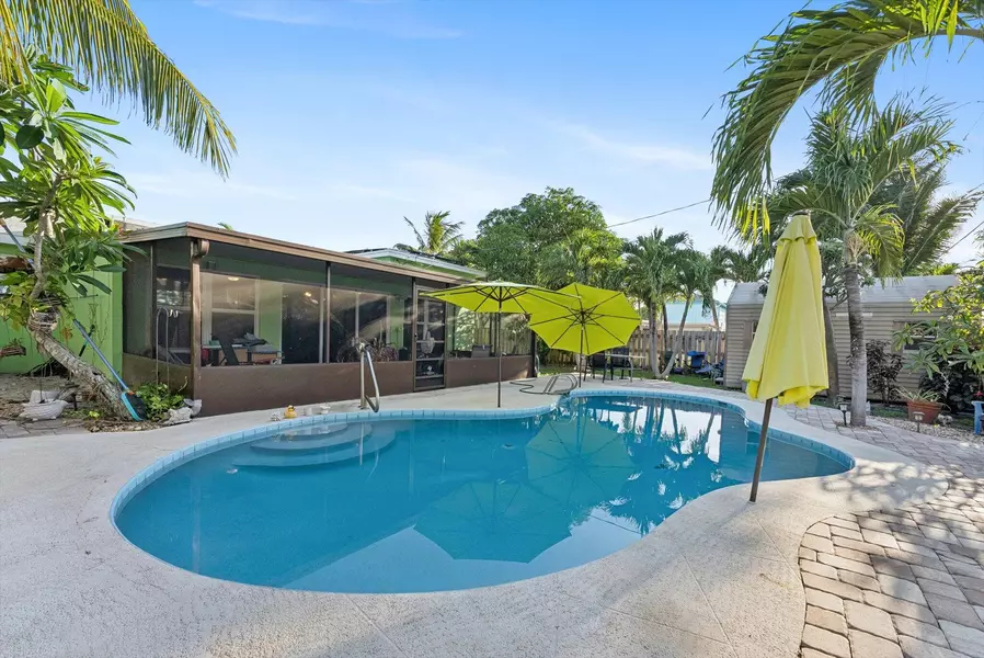 1320 Ontario DR, Lake Worth, FL 33461