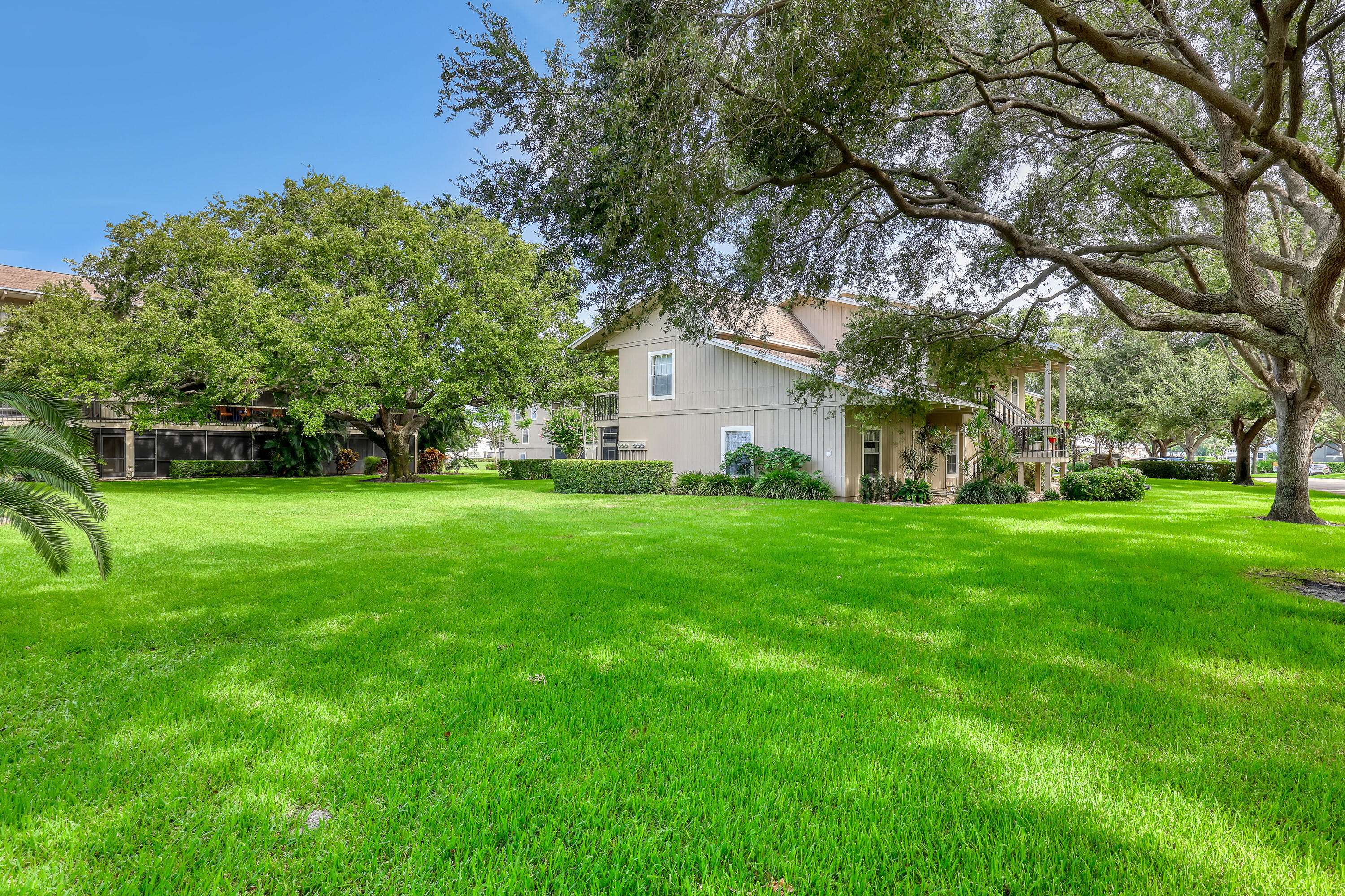 Jupiter, FL 33469,18390 SE Wood Haven LN E