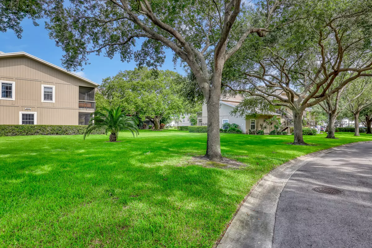 Jupiter, FL 33469,18390 SE Wood Haven LN E