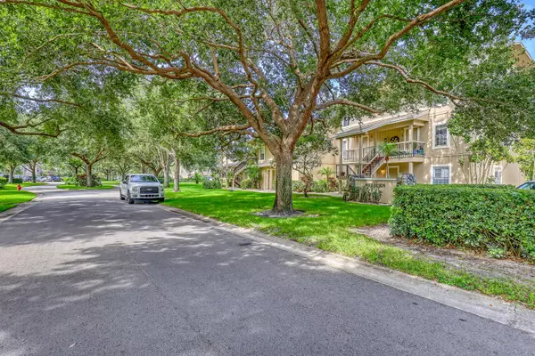 Jupiter, FL 33469,18390 SE Wood Haven LN E