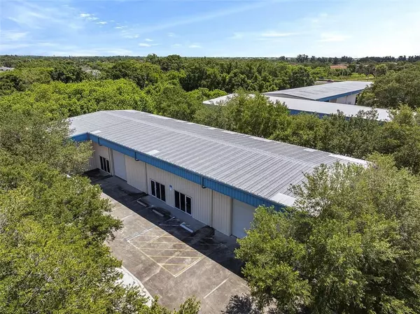 Vero Beach, FL 32962