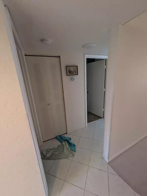 Lake Worth, FL 33467,4725 E Lucerne Lakes BLVD 206