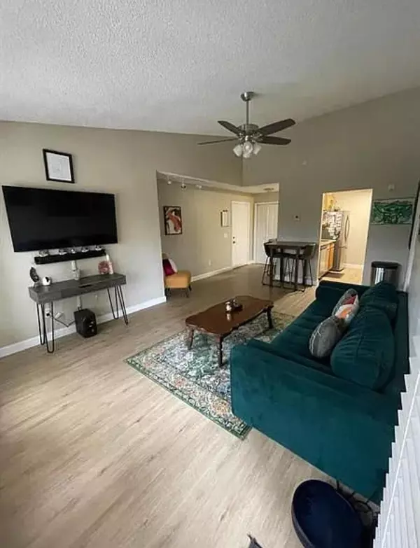 Pompano Beach, FL 33069,4261 W Mcnab RD 21