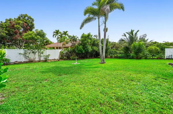 Tequesta, FL 33469,9772 SE S Little Club WAY