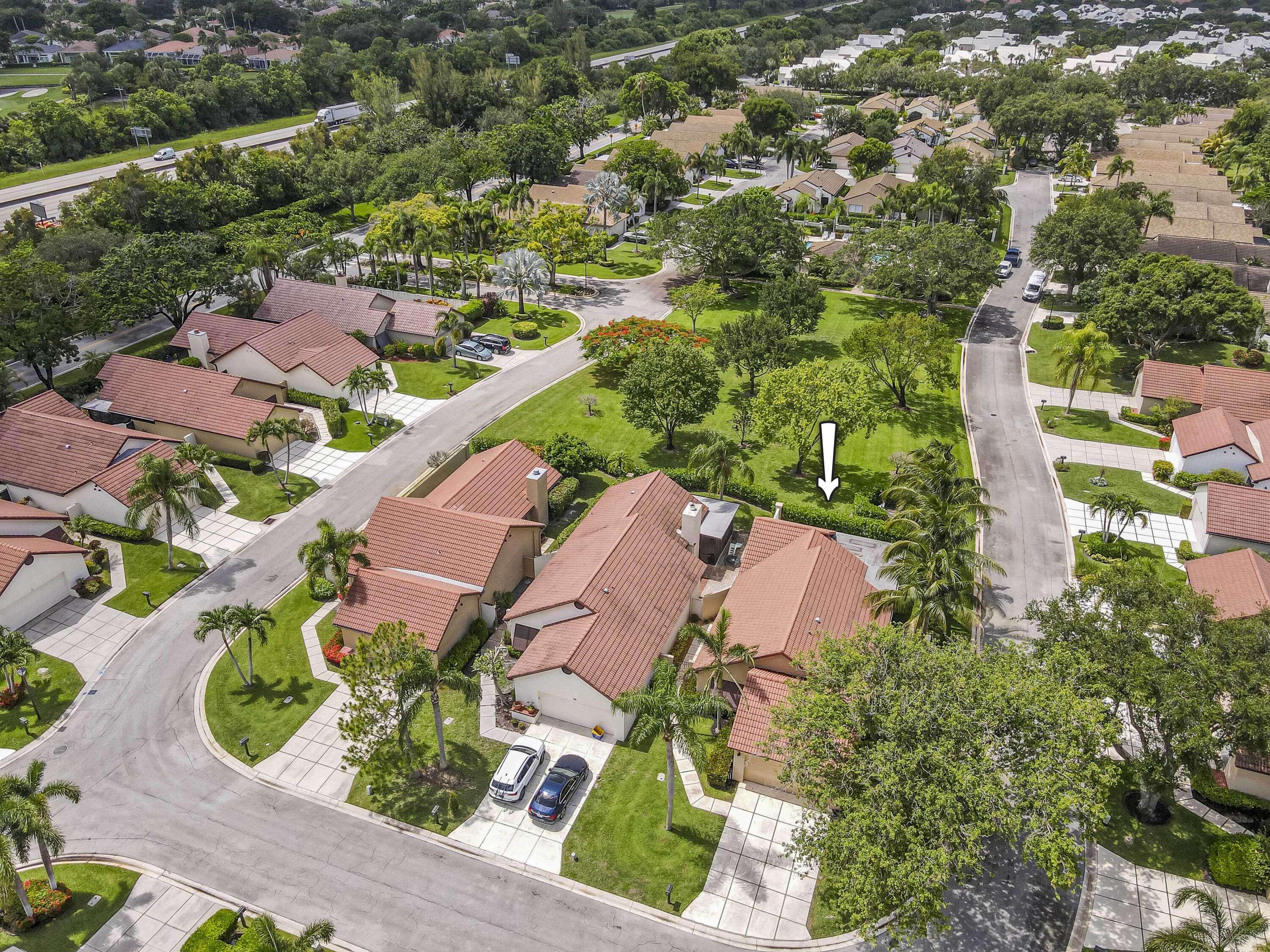 85 N Ironwood WAY, Palm Beach Gardens, FL 33418