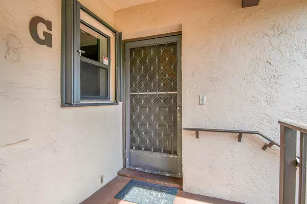 Boca Raton, FL 33434,8553 W Boca Glades BLVD G