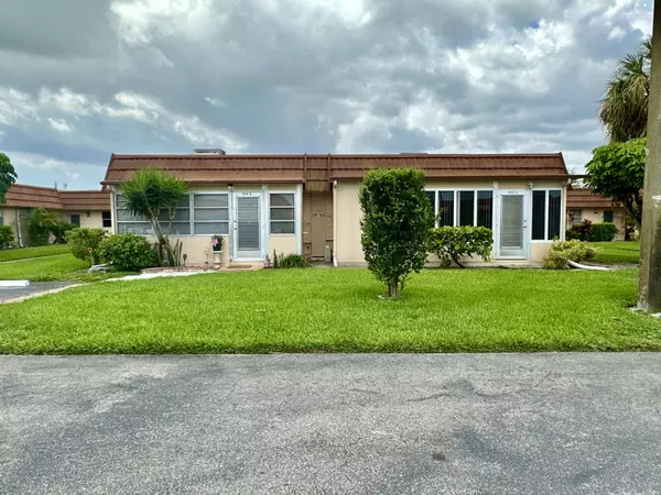 Delray Beach, FL 33446,301 Seville M