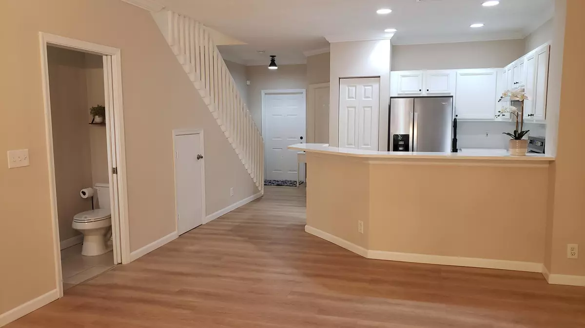 West Palm Beach, FL 33417,4645 Palmbrooke CIR