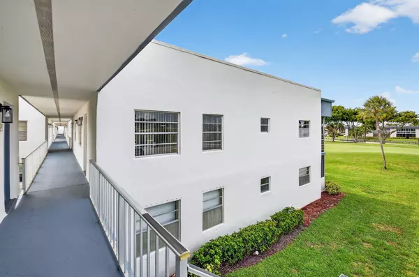 Delray Beach, FL 33484,267 Normandy F