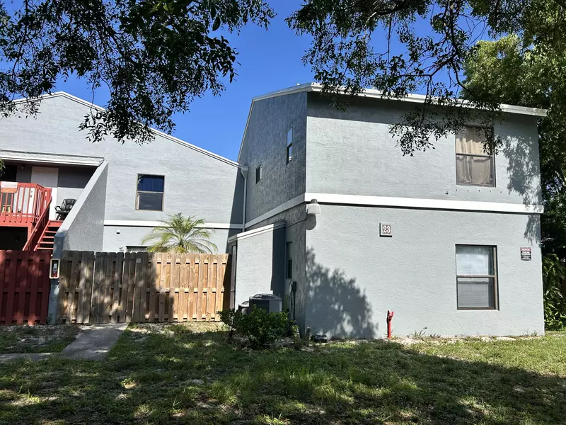 23 Crossings CIR B, Boynton Beach, FL 33435
