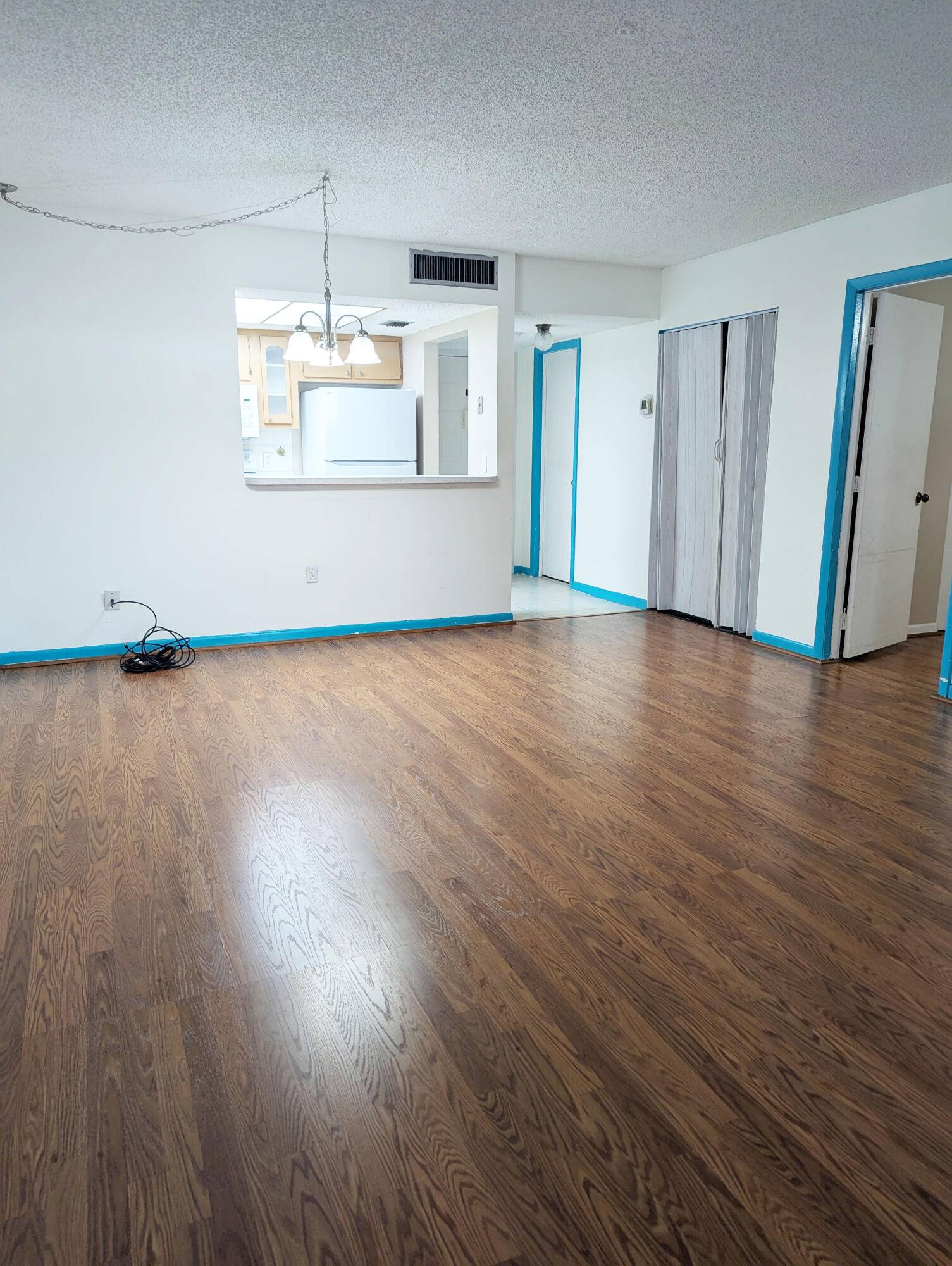 Lauderhill, FL 33319,5550 NW 44th ST 411b