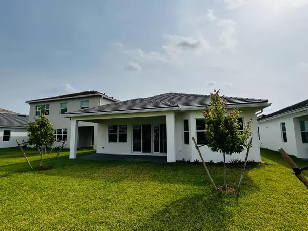 Westlake, FL 33470,5401 Pecan DR